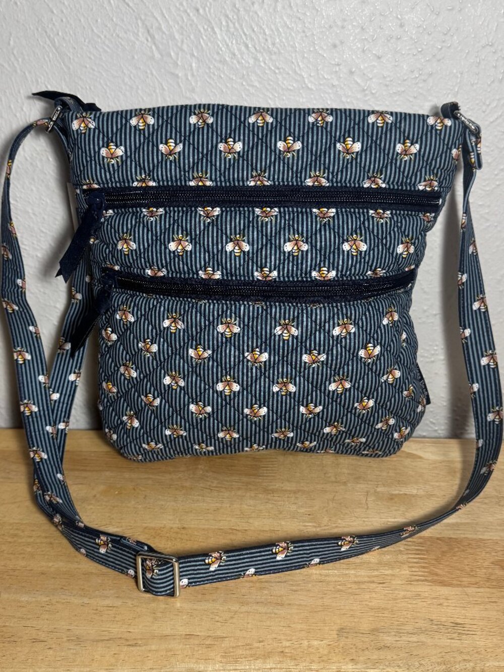 Vera Bradley Triple Zip Hipster Bees Navy NWT